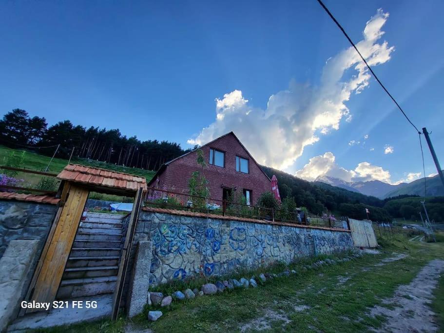 Вилла Peak House Казбеги Экстерьер фото